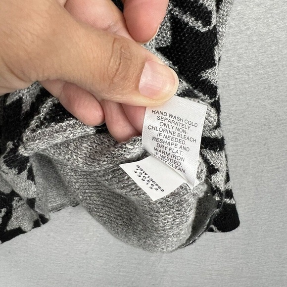 J. Jill Top Size Medium Petite Gray Houndstooth Long Sleeve Sweater Tunic - Picture 10 of 11